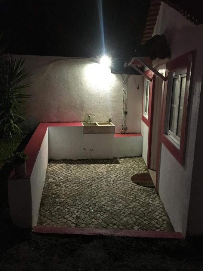 Вилла Lisbon Cozy House W/Garden And Pool Valejas Экстерьер фото